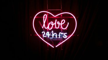 valentine's day sales